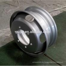 Tubeless 22.5x8.25 Riel de acero para camiones con neumático 11R22.5